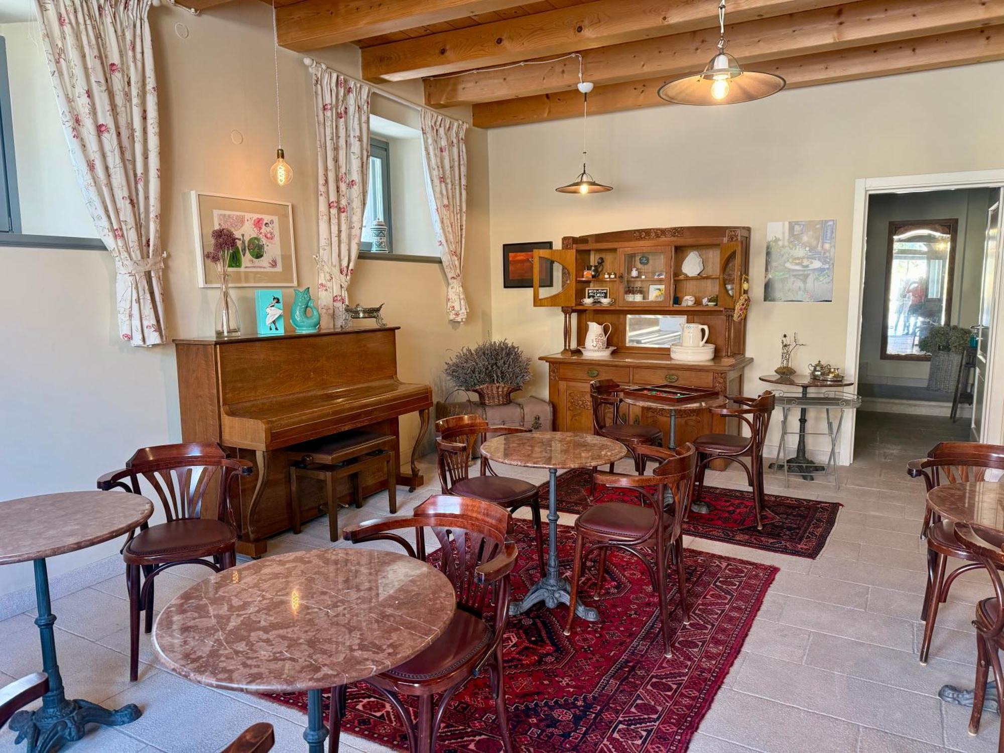 Greif Boutique Juna Aurisina Exteriér fotografie